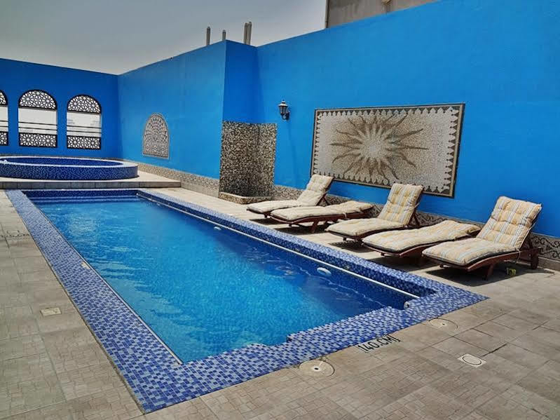 إيوان للأجنحة الفندقية 4*